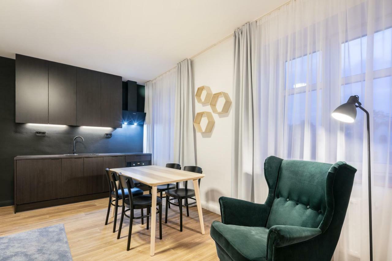 Pytloun Flat Hotel Liberec Buitenkant foto
